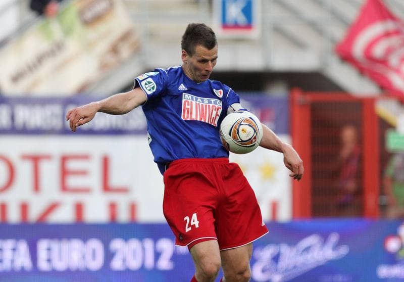 Football. I liga. Piast Gliwice - Dolcan Zabki. 09.05.2012