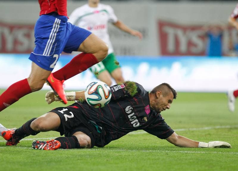 Football. T-Mobile Ekstraklasa. Piast Gliwice - Lechia Gdansk. 26.10.2013