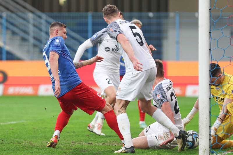 Football. PKO BP Ekstraklasa. Piast Gliwice - Zaglebie Lubin. 15.04.2024