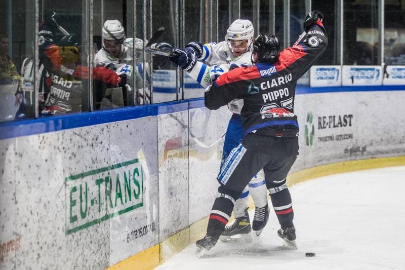 Ice Hockey. PHL. Re-Plast Unia Oswiecim - Ciarko STS Sanok. 20.12.2021