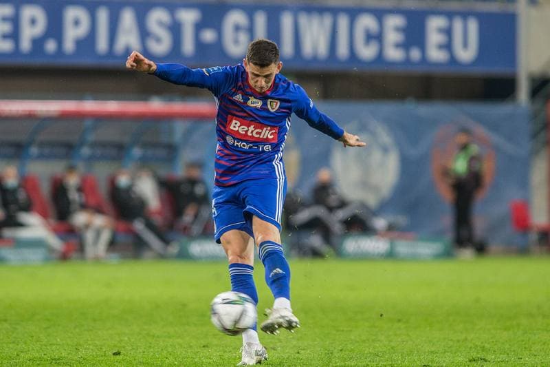 Football. PKO BP Ekstraklasa. Piast Gliwice - Legia Warsaw. 21.04.2021