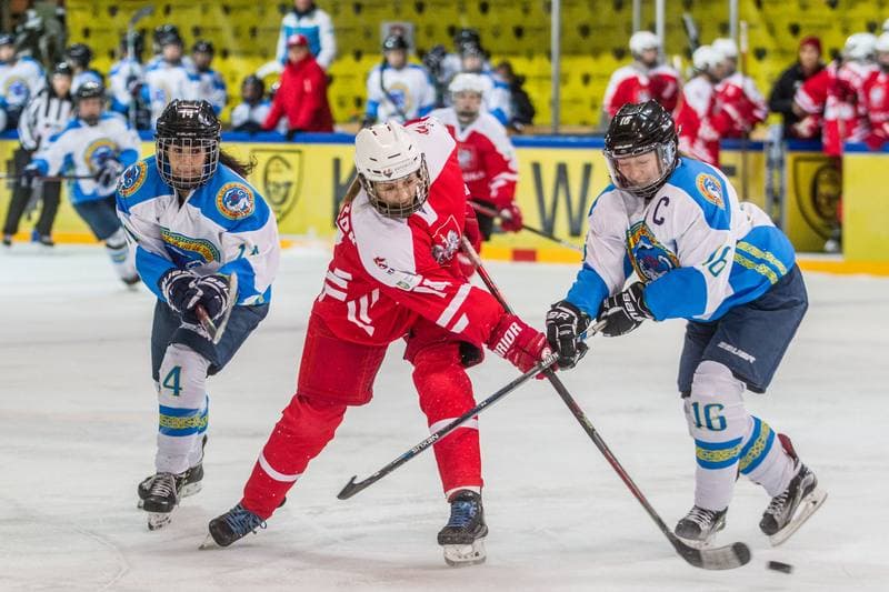 Ice Hockey. EWHL. Polska - Aisulu Almaty. 27.11.2021