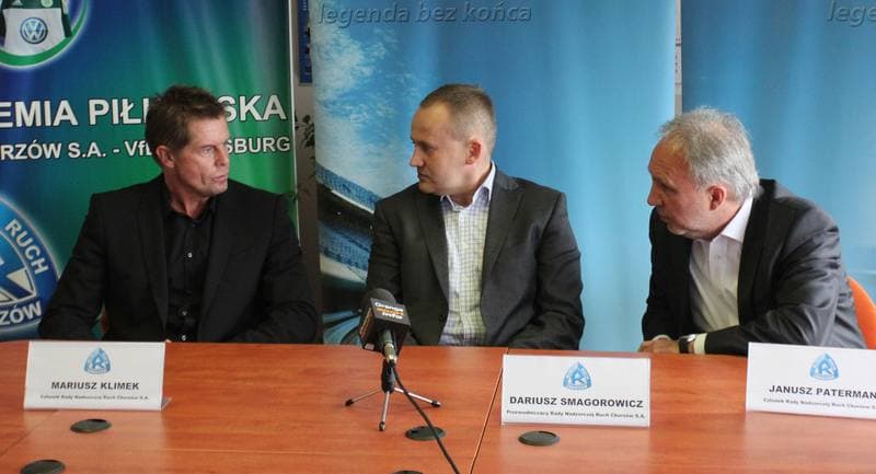 Football. Ruch Chorzow. Press Conference. 26.04.2011