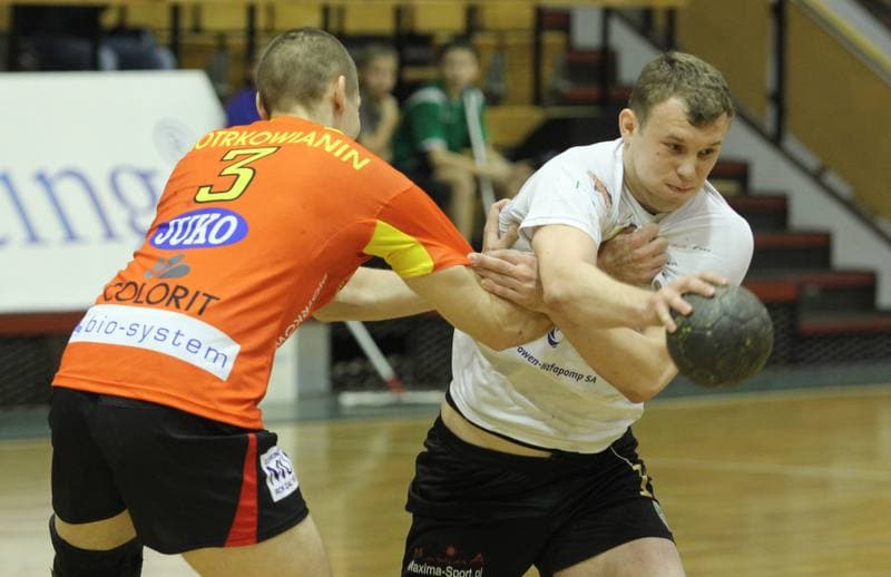 Handball. Noworoczny Turniej Pilki Recznej. NMC Powen Zabrze - Piotrkowianin Piotrkow Trybunalski. 13.01.2012