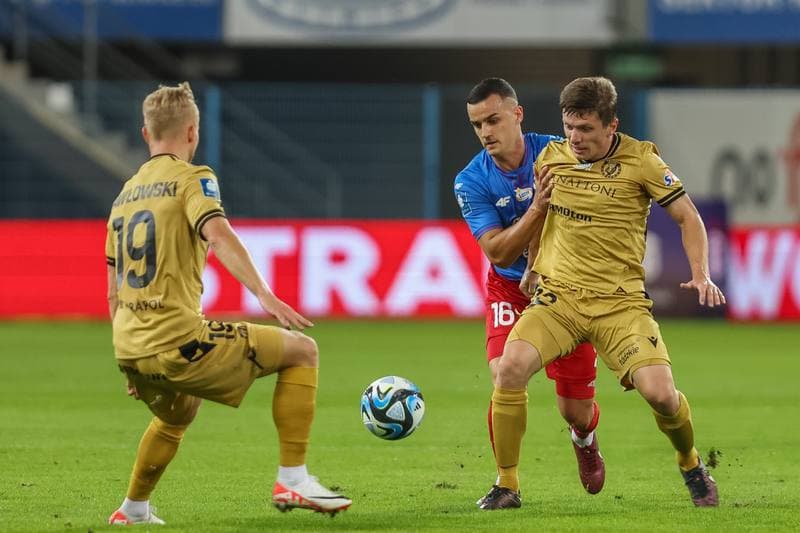 Football. PKO BP Ekstraklasa. Piast Gliwice - Widzew Lodz. 29.09.2023
