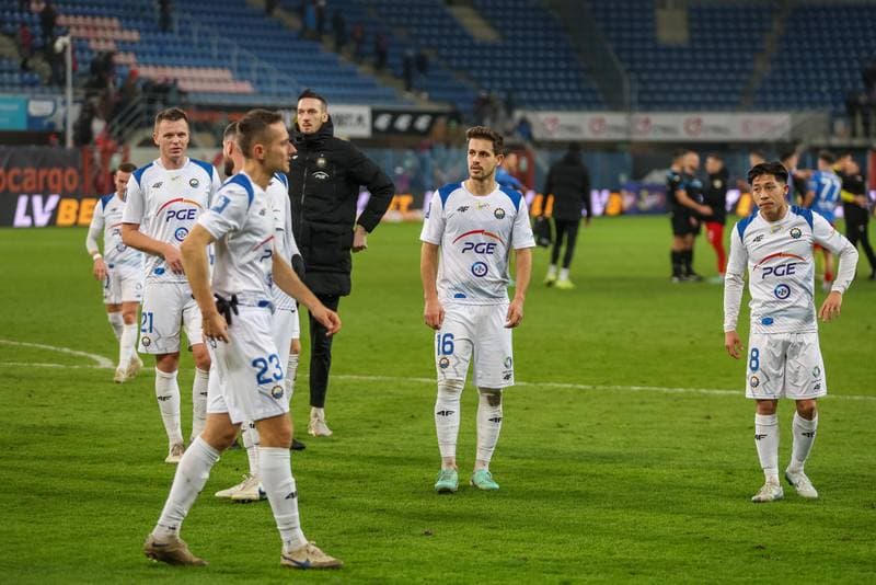 Football. PKO BP Ekstraklasa. Piast Gliwice - Stal Mielec. 18.12.2023