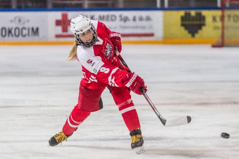 Ice Hockey. EWHL. Polska - SKP Bratislava. 11.12.2021