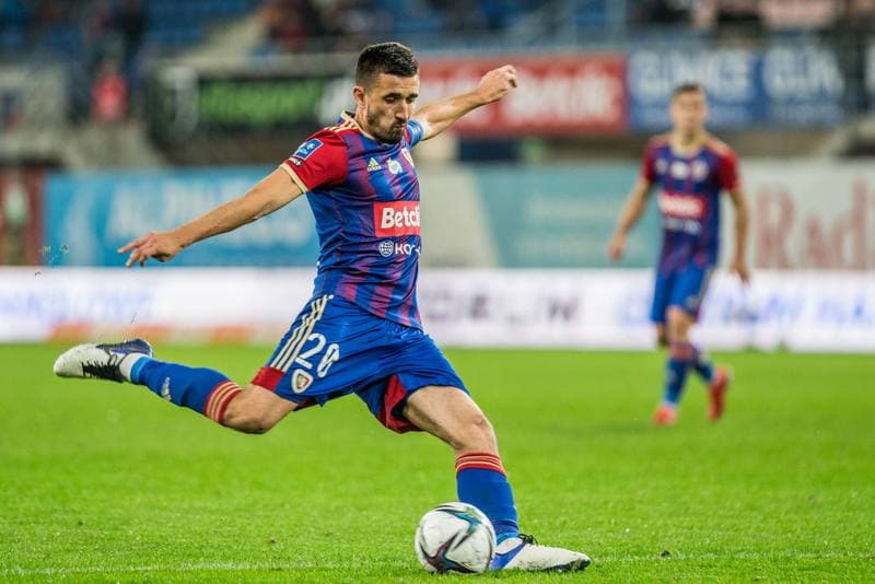 Football. PKO BP Ekstraklasa. Piast Gliwice - Wisla Krakow. 01.10.2021