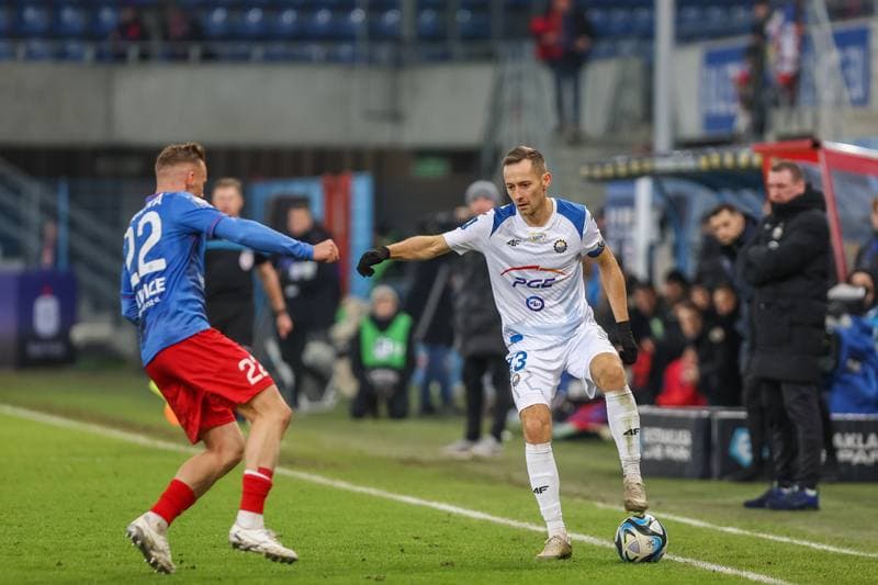 Football. PKO BP Ekstraklasa. Piast Gliwice - Stal Mielec. 18.12.2023