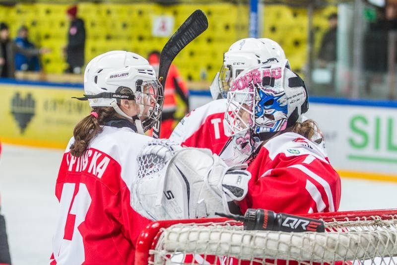 Ice Hockey. EWHL. Polska - SKP Bratislava. 11.12.2021