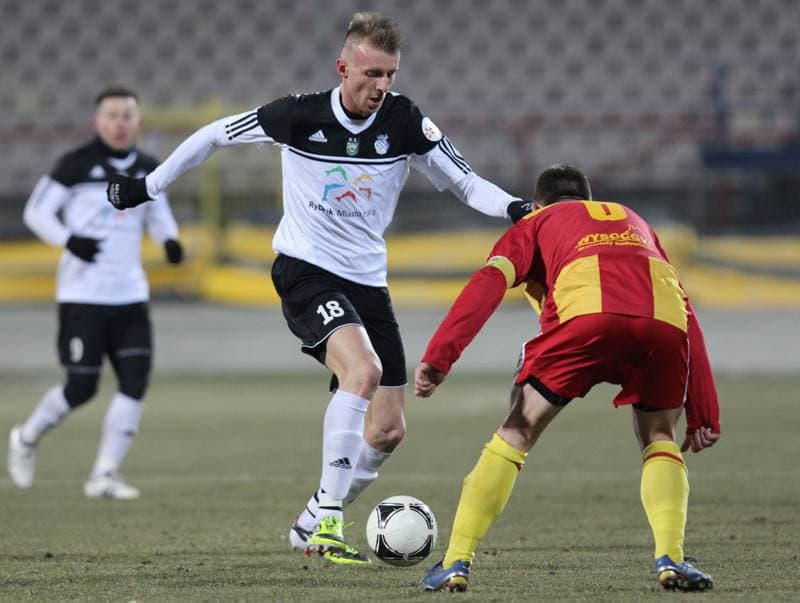 Football. II liga - grupa zachodnia. Energetyk ROW Rybnik - Chojniczanka Chojnice. 15.03.2013