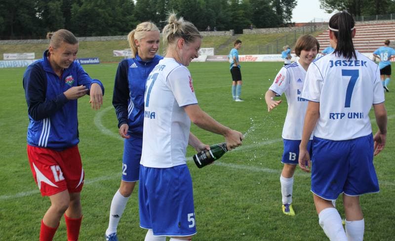 Football. Raciborz Superliga. Unia Raciborz - Medyk Konin. 02.06.2012