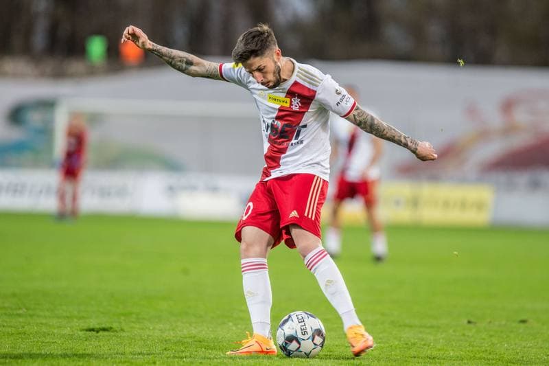Football. Fortuna I Liga. Zaglebie Sosnowiec - LKS Lodz. 16.04.2022