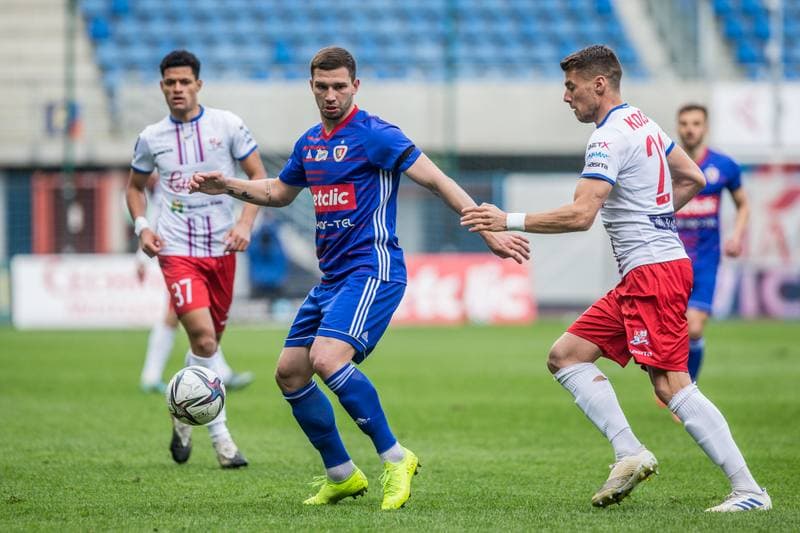 Football. PKO BP Ekstraklasa. Piast Gliwice - Podbeskidzie Bielsko-Biala. 03.05.2021