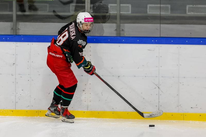 Ice Hockey. Tauron Liga Kobiet. Wiedzmy 71 Wroclaw - Kojotki Naprzod Janow. 03.12.2023