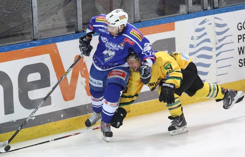 Ice Hockey. Polska Liga Hokeja na Lodzie. HC GKS Katowice - Aksam Unia Oswiecim. 07.10.2012