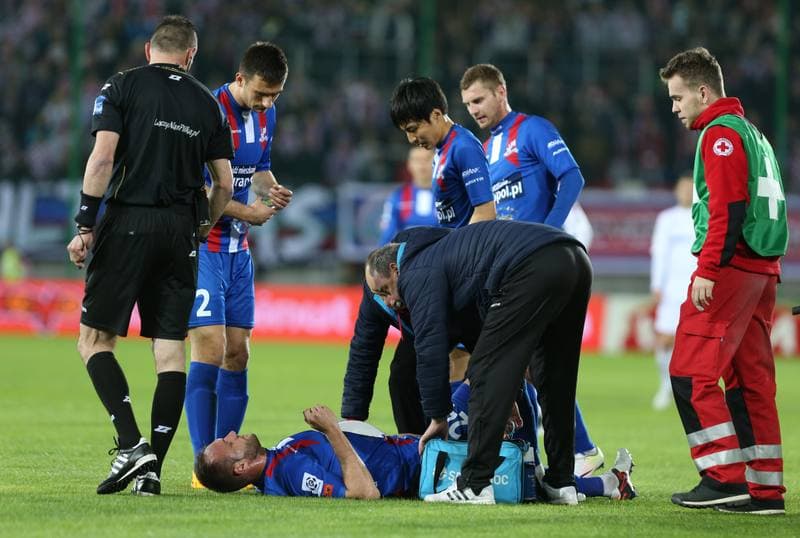 Football. Ekstraklasa. Gornik Zabrze - Podbeskidzie Bielsko-Biala. 20.04.2016