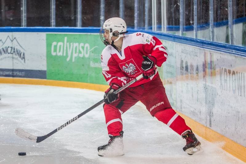 Ice Hockey. EWHL. Polska - SKP Bratislava. 11.12.2021