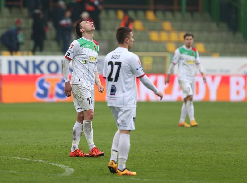 Football. I Liga. GKS Belchatow - Zaglebie Sosnowiec. 10.04.2016
