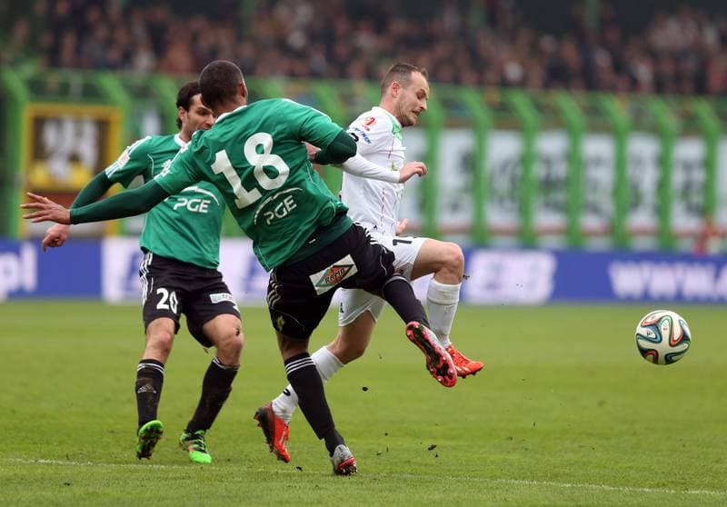 Football. I Liga. GKS Belchatow - Zaglebie Sosnowiec. 10.04.2016