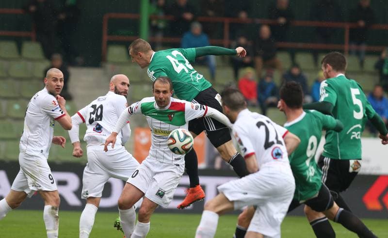 Football. I Liga. GKS Belchatow - Zaglebie Sosnowiec. 10.04.2016