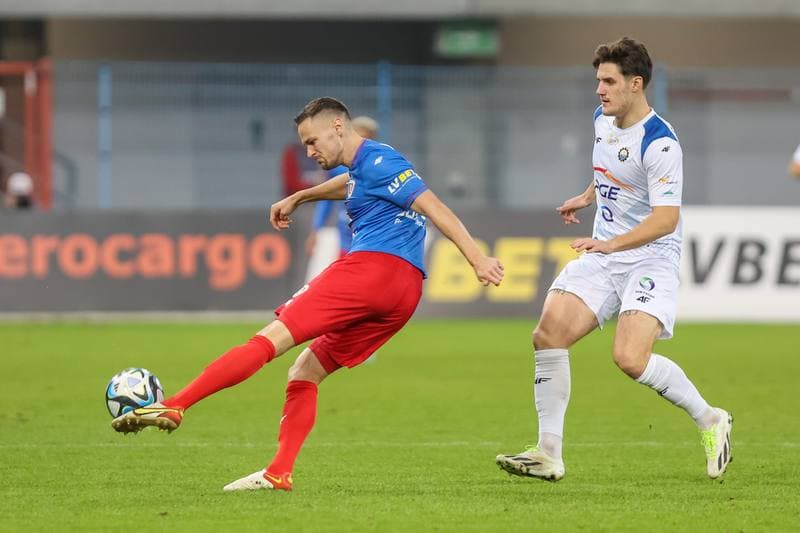 Football. PKO BP Ekstraklasa. Piast Gliwice - Stal Mielec. 18.12.2023