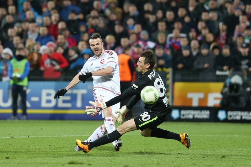 Football. Ekstraklasa. Termalica Bruk Bet Nieciecza - Wisla Krakow. 14.03.2016