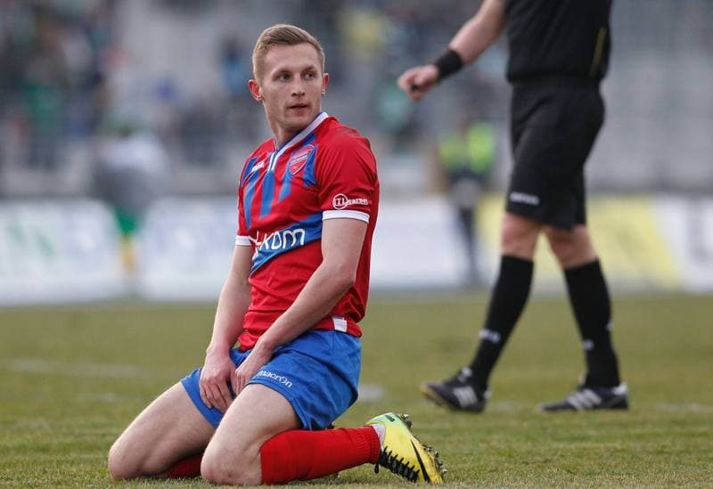 Football. II Liga. Radomiak Radom - Rakow Czestochowa. 05.03.2016