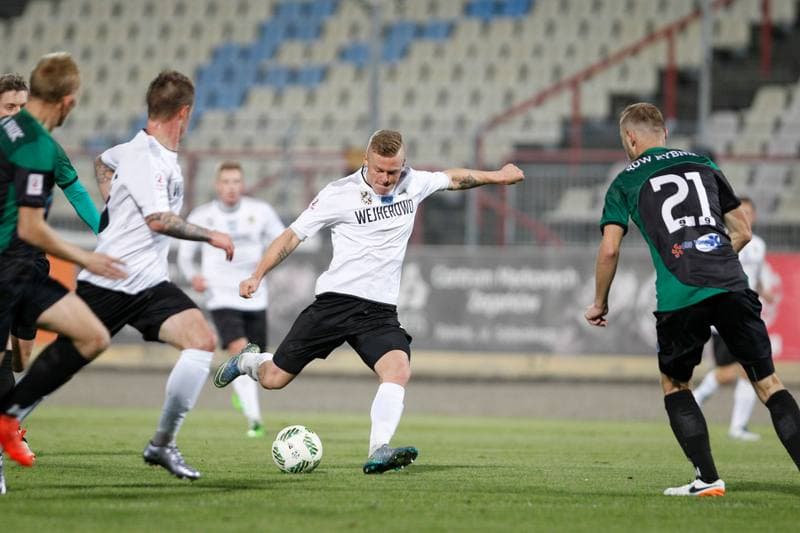 Football. II Liga. ROW Rybnik - Gryf Wejherowo. 14.10.2016
