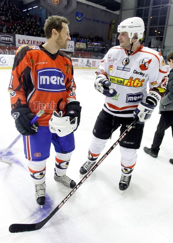 Ice Hockey. Hokej z Gwiazdami. Reprezentacja Hokejowa Artystow - Motorsportowcy. 18.01.2014