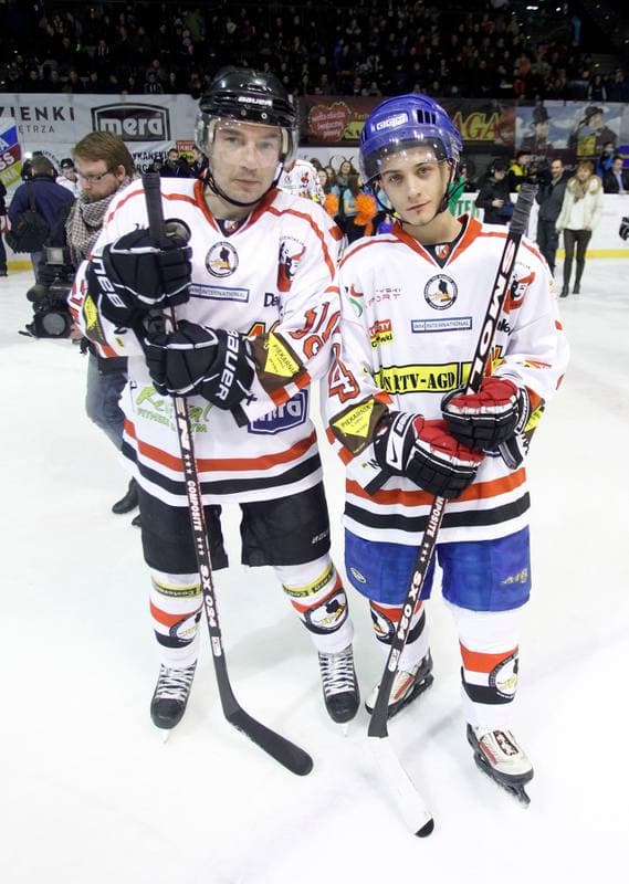 Ice Hockey. Hokej z Gwiazdami. Reprezentacja Hokejowa Artystow - Motorsportowcy. 18.01.2014