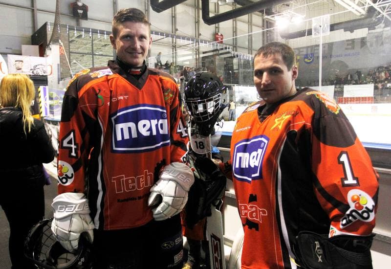 Ice Hockey. Hokej z Gwiazdami. Reprezentacja Hokejowa Artystow - Motorsportowcy. 18.01.2014