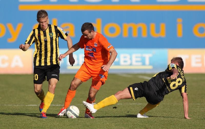 Football. I Liga. Termalica Bruk-Bet Nieciecza - GKS Katowice. 27.10.2013