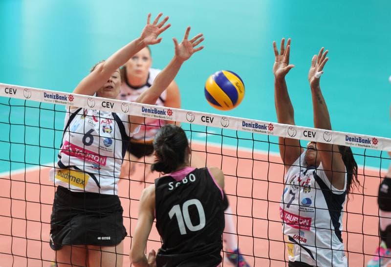 Volleyball. Women's Champions League. MKS Dabrowa Gornicza - Stiinta Bacau. 23.10.2013
