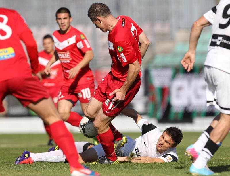 Football. I Liga. GKS Tychy - Zaglebie Lubin. 19.10.2014