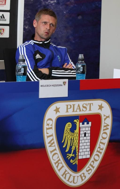 Football. Piast Gliwice. Press Conference. 04.10.2013