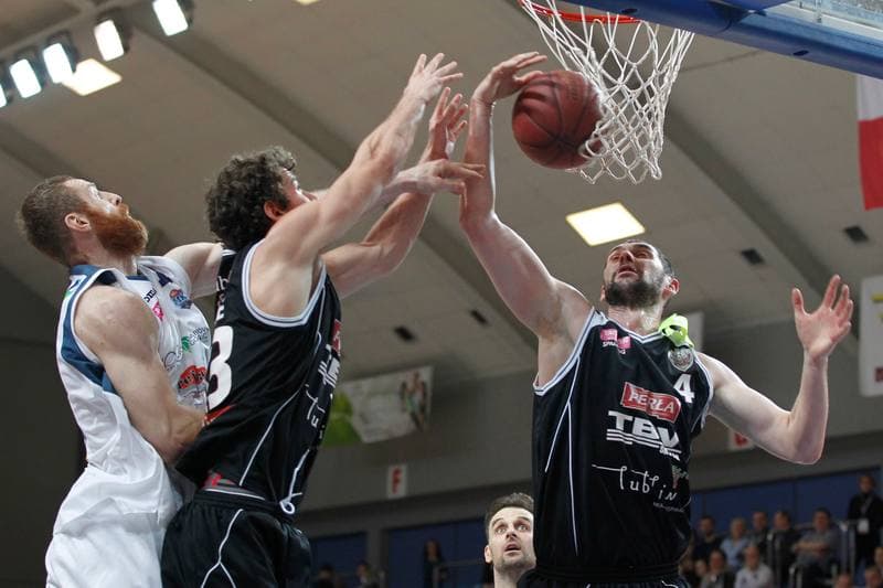 Basketball. Tauron Basket Liga. MKS Dabrowa Gornicza - Start Lublin. 31.01.2016