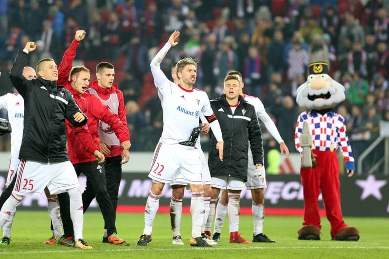 Football. Lotto Ekstraklasa. Gornik Zabrze - Lech Poznan. 04.11.2017