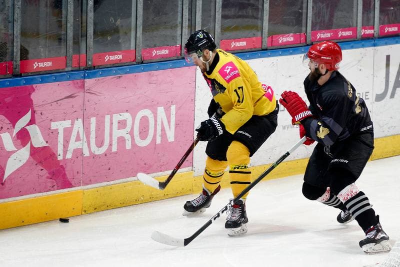 Ice Hockey. Tauron Hokej Liga. Tauron KH GKS Katowice - Comarch Cracovia. 08.02.2018