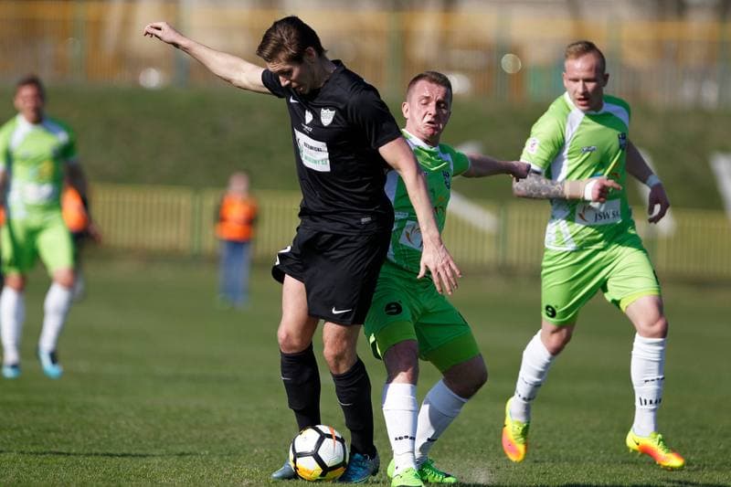 Football. II Liga. Rozwoj Katowice - ROW 1964 Rybnik. 08.04.2018