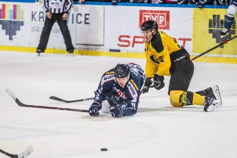 Ice Hockey. Polska Hokej Liga. GKS Katowice - Lotos PKH Gdansk. 15.11.2019