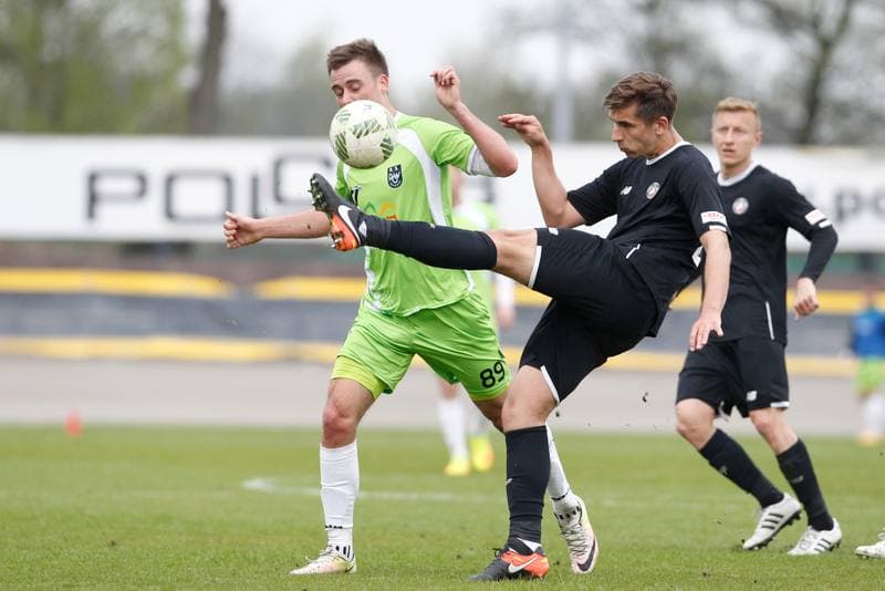 Football. II Liga. ROW Rybnik - Polonia Warszawa. 15.04.2017