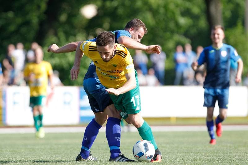 Football. III Liga. Gwarek Tarnowskie Gory - Skra Czestochowa. 01.05.2018