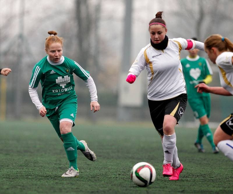 Football. III Liga Slaska Kobiet. GKS Katowice - Czarnie II Sosnowiec. 07.11.2015