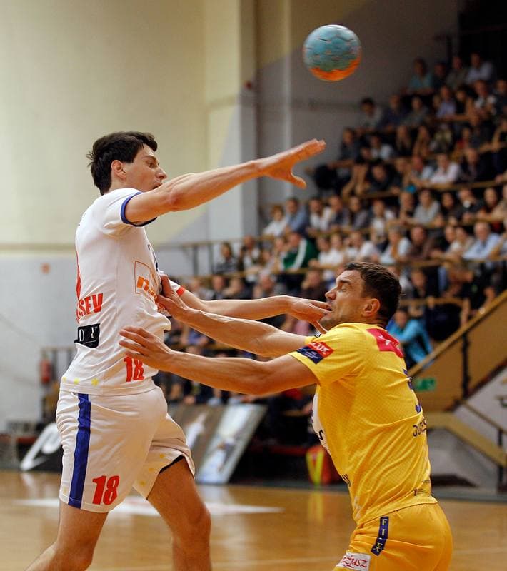 Handball. PGNiG Superliga. Gornik Zabrze - Vive Kielce. 08.12.2013