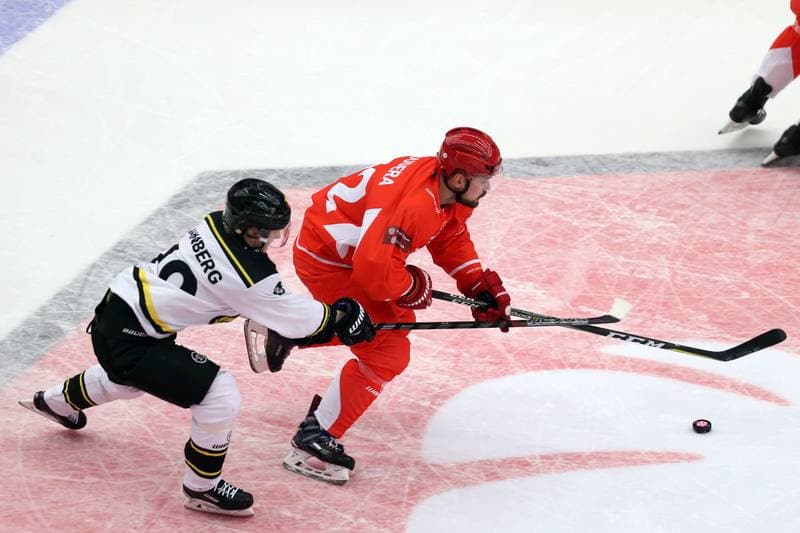 Ice Hockey. Champions Hockey League. Ocelari Trinec - Brynas IF. 05.12.2017