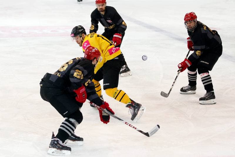 Ice Hockey. Tauron Hokej Liga. Tauron KH GKS Katowice - Comarch Cracovia. 08.02.2018