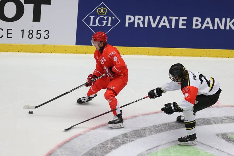 Ice Hockey. Champions Hockey League. Ocelari Trinec - Brynas IF. 05.12.2017