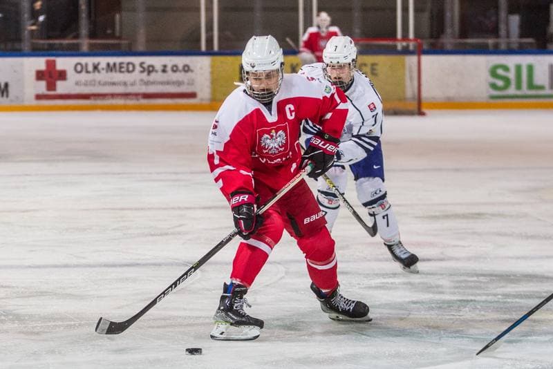 Ice Hockey. EWHL. Polska - SKP Bratislava. 11.12.2021