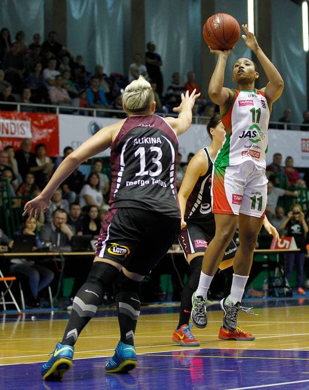 Basketball. Tauron Basket Liga Kobiet. JAS FBG Zaglebie Sosnowiec - Energa Torun. 19.09.2015